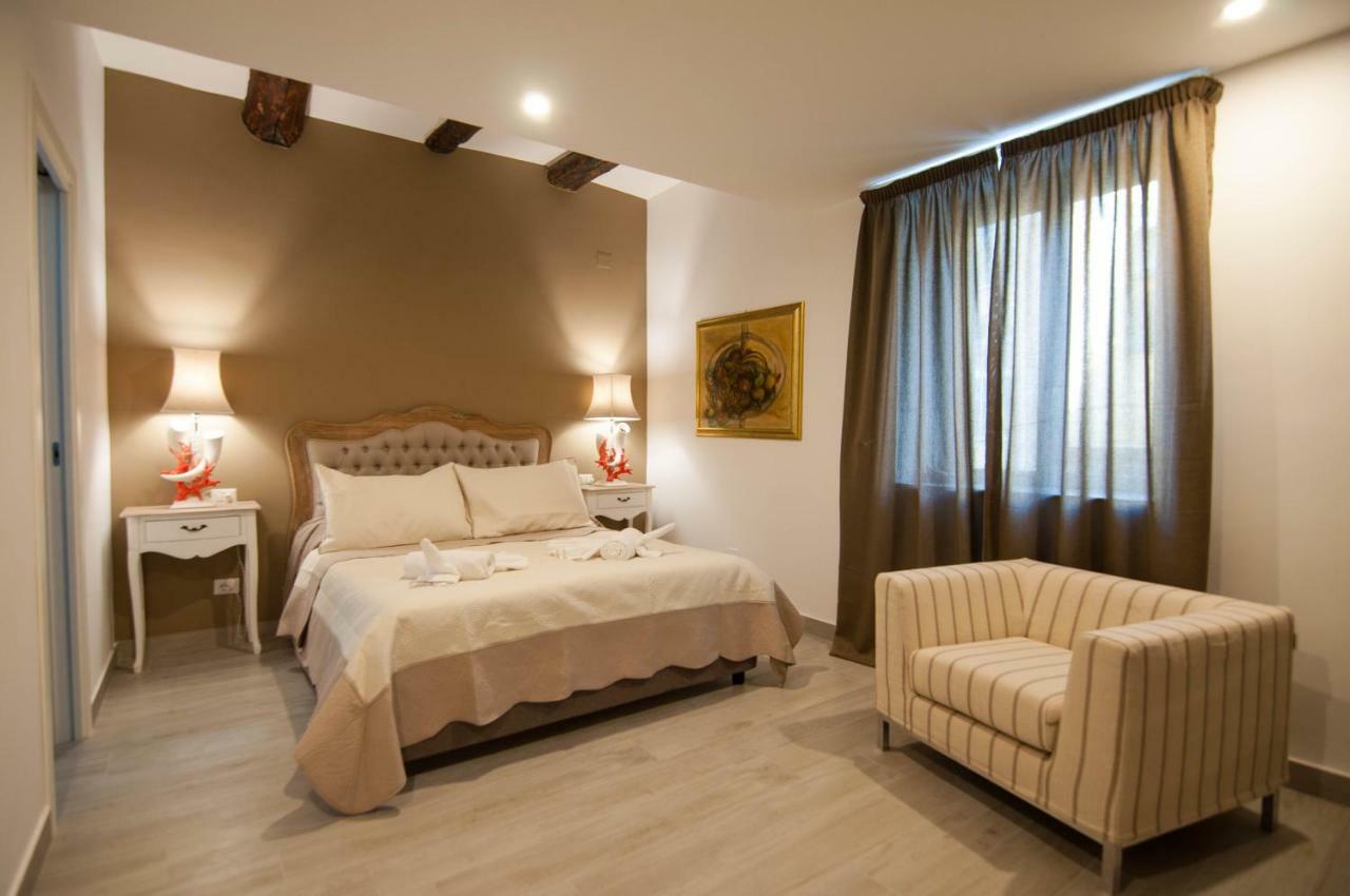 Relais Bijoux Napoli Hotel Buitenkant foto